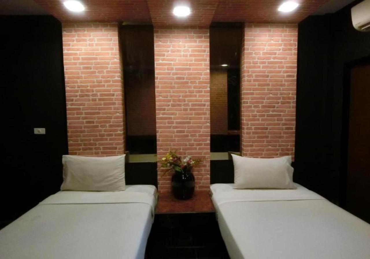 Newyork Suite Hotel Ban Ko  Exterior foto