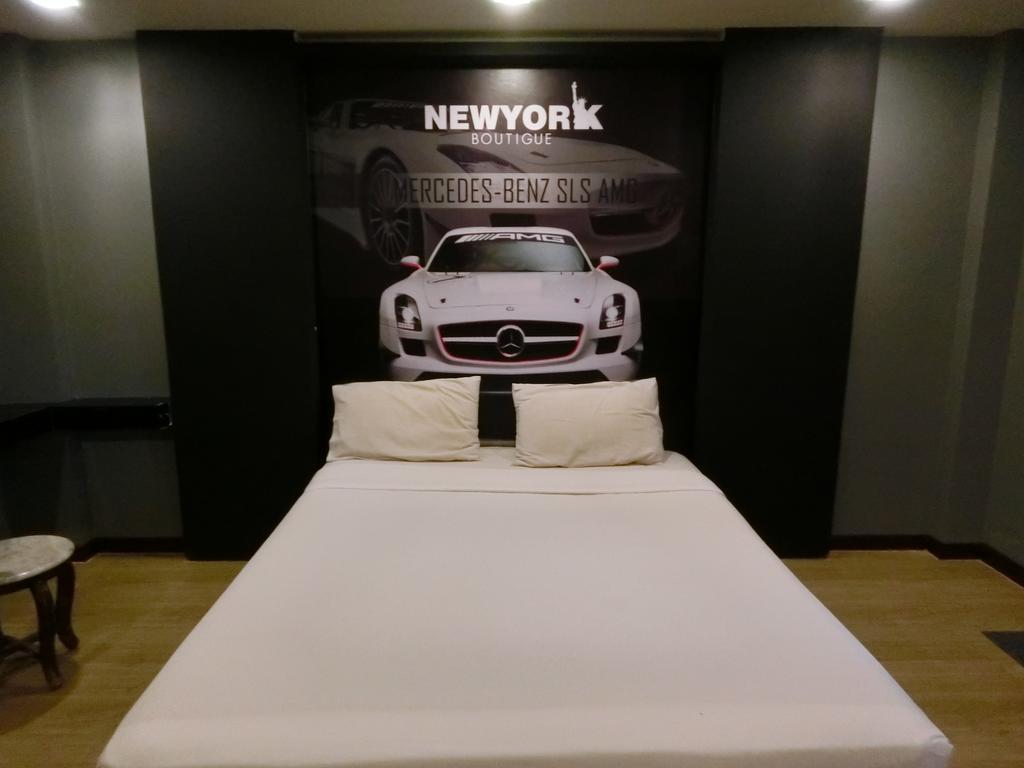 Newyork Suite Hotel Ban Ko  Habitación foto